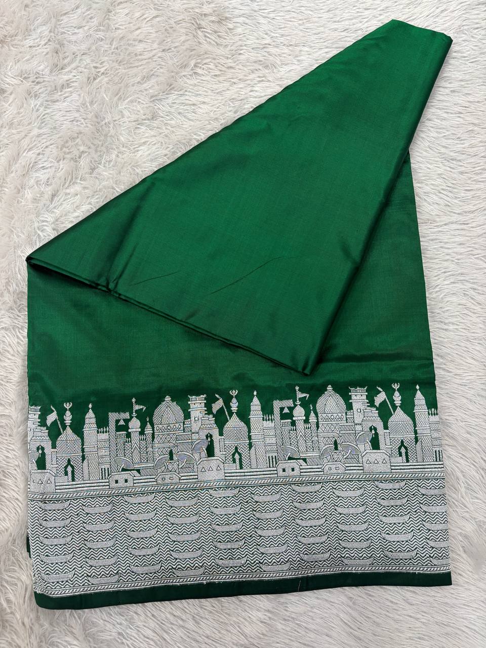 Emerald Green Handloom Banarasi Katan Silk Saree | Silver Zari Kadhua Varanasi Ghat Landscape & Baajra Boat Border