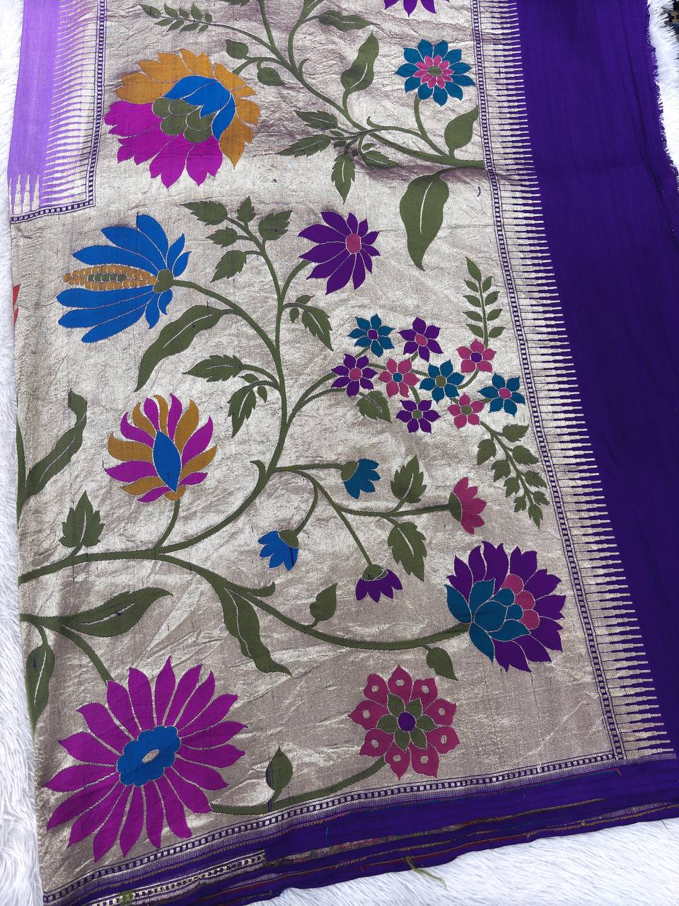 Orchid Lavender & Antique Cream Handloom Banarasi Tussar Georgette Saree | Gold Zari Shikargah Floral Vine Border & Contrast Pallu