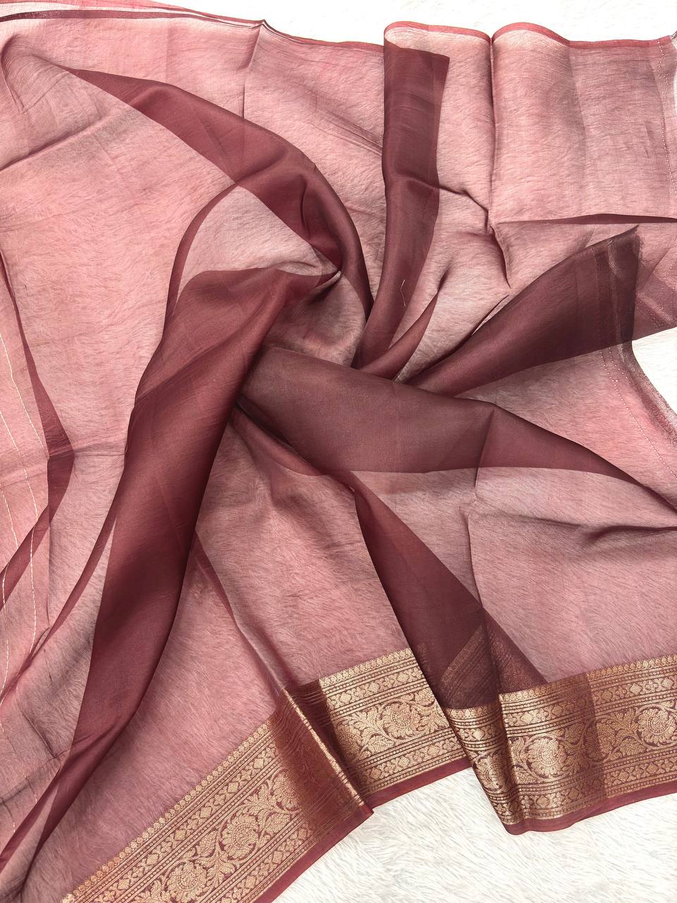 Vibrant Magenta Rani Pink Khaddi Georgette Kora Silk Saree | Antique Gold Kadhua Booti & Contrast Wine Maroon Border