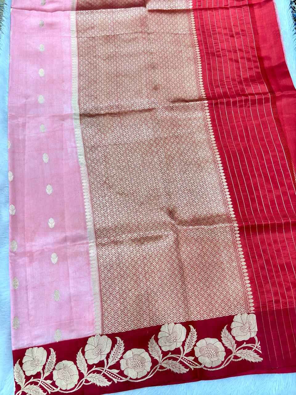 Blush Peach Pink Lightweight Katan Silk Saree | Antique Gold Kadhua Guldasta Booti & Contrast Crimson Red Poetic Floral Border