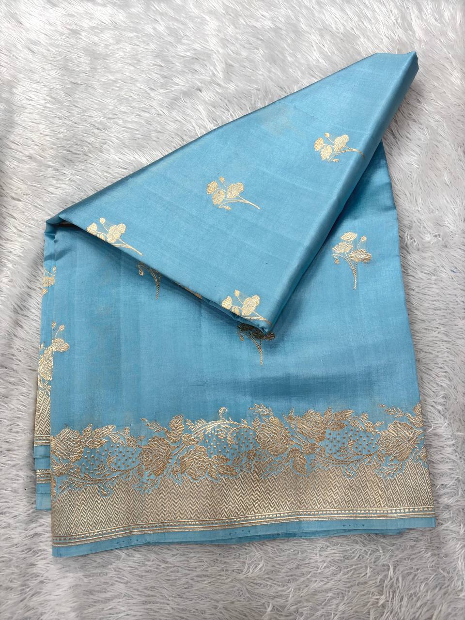 Serene Ice Blue Lightweight Katan Silk Saree | Antique Gold Kadhua Floral Sprig Booti & Heritage Chevron Rose Border