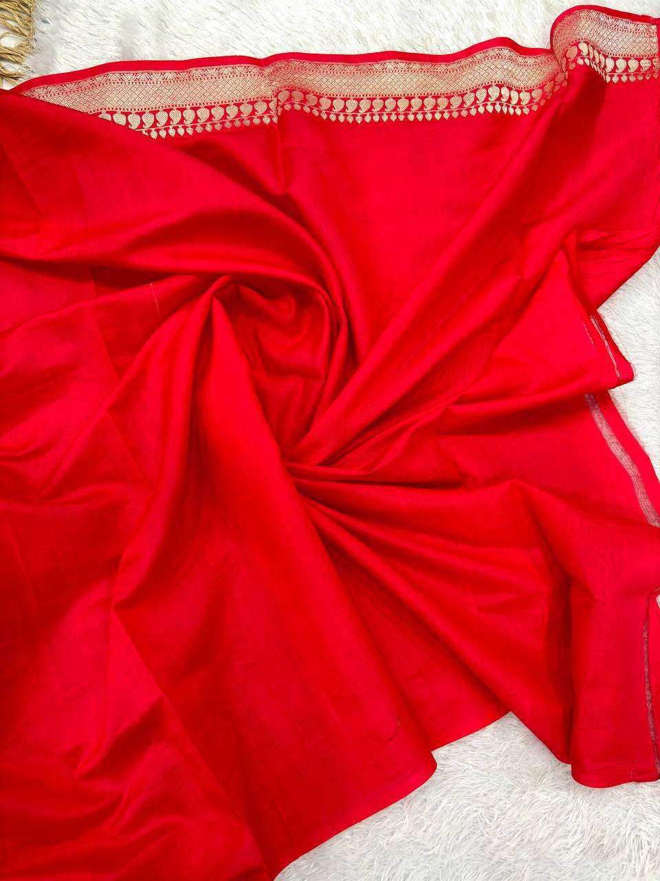 Bridal Crimson Red Lightweight Katan Silk Saree | Antique Silver Zari Kadhua Micro Booti & Traditional Leaf Lattice Border