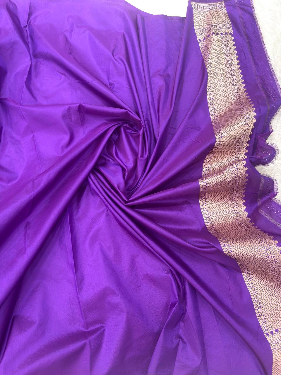 Royal Wine Violet Katan Silk Banarasi Saree | Avant-Garde Geometric Abstract Chowkdi Jaal with Fine Silver Zari & Multicolored Meenakari Accents