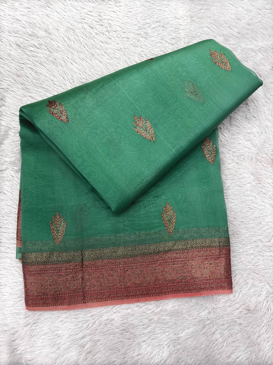 Sea Green & Pastel Coral Contrast Handloom Khaddi Kora Silk Saree | Antique Zari Kadhua Boota & Ornate Floral Jaal Pallu