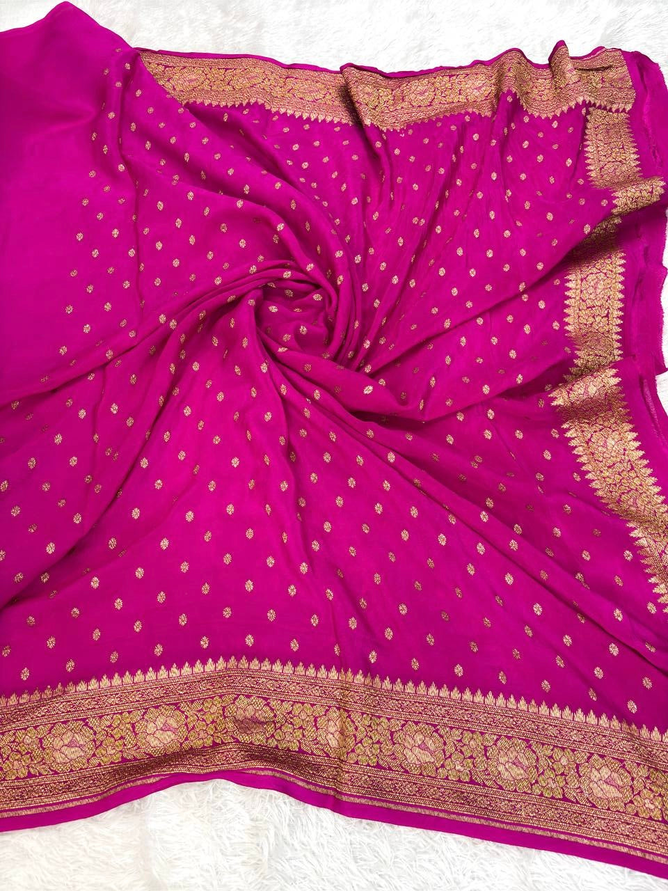 Deep Fuchsia Khaddi Crepe Georgette Saree with All-Over Antique Gold Rose Jaal and Diamond-Grid Pallu