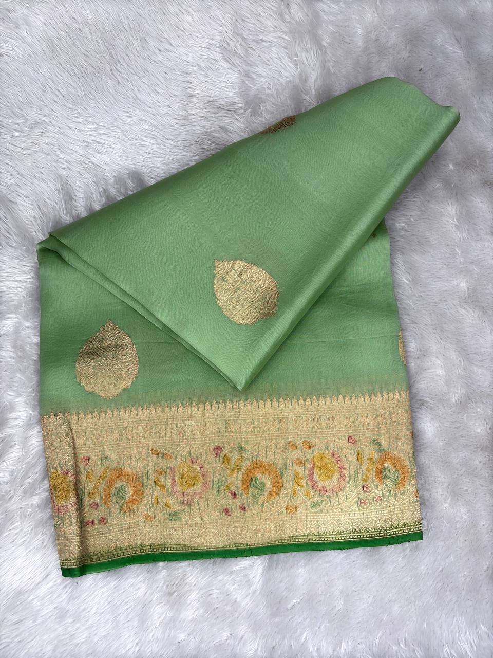 Pistachio Green Kora Organza Silk Saree | Handloom Banarasi Kadhua with Meenakari Border