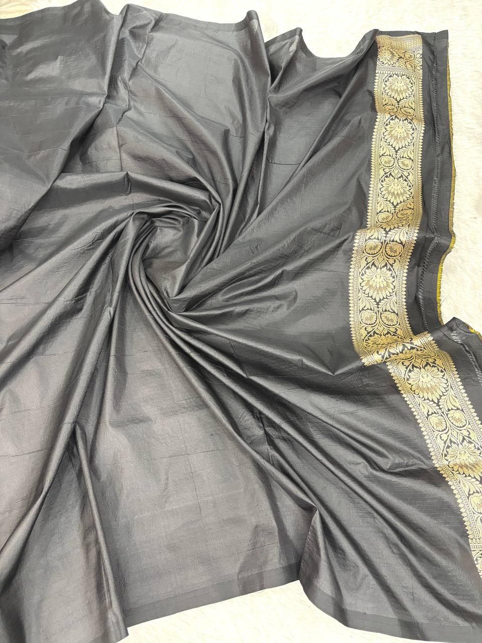 Midnight Black Katan Silk Banarasi Saree | Meenakari Diamond Lattice Jaal & Heavy Antique Zari Pallu
