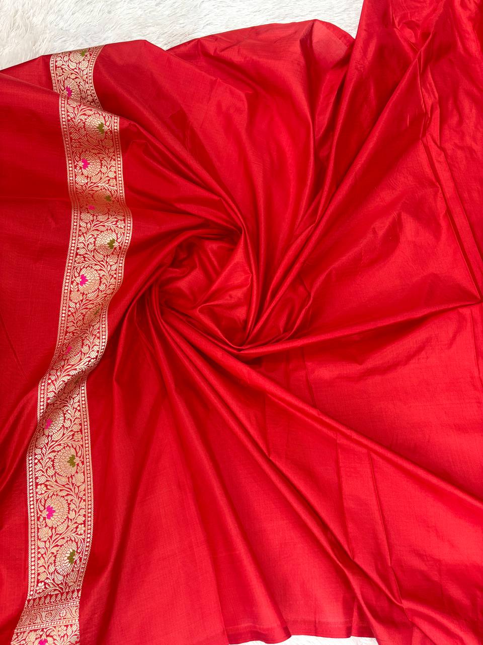 Classic Red Katan Silk Banarasi Saree with Antique Gold Zari Brocade and Meenakari Accents