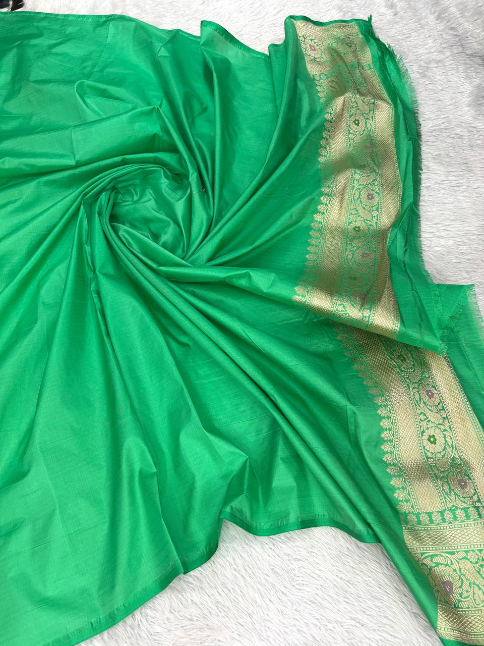 Emerald Green Katan Silk Banarasi Saree with Ornate Mosaic Brocade Jaal and Pastel Meenakari Accents