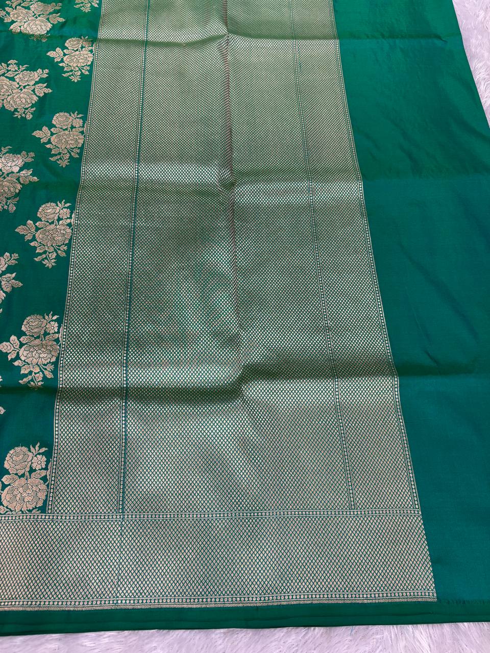 Emerald Green Katan Silk Banarasi Jungla Saree with Antique Gold Zari Cutwork and Diamond Lattice Pallu