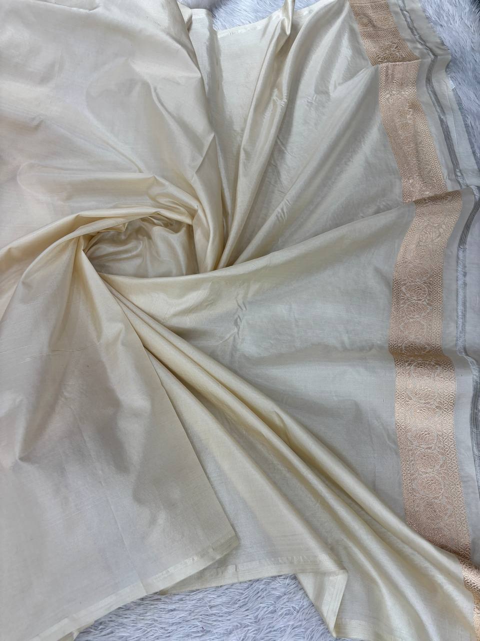 Off-White Katan Silk Banarasi Jungla Saree with Rose Gold Zari Cutwork and Grand Paisley Pallu