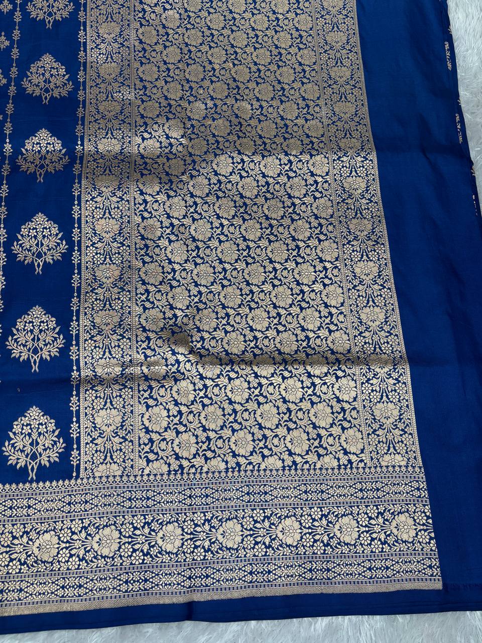 Midnight Blue Katan Silk Banarasi Jungla Saree with Antique Gold Zari Cutwork and Floral Lattice Pallu