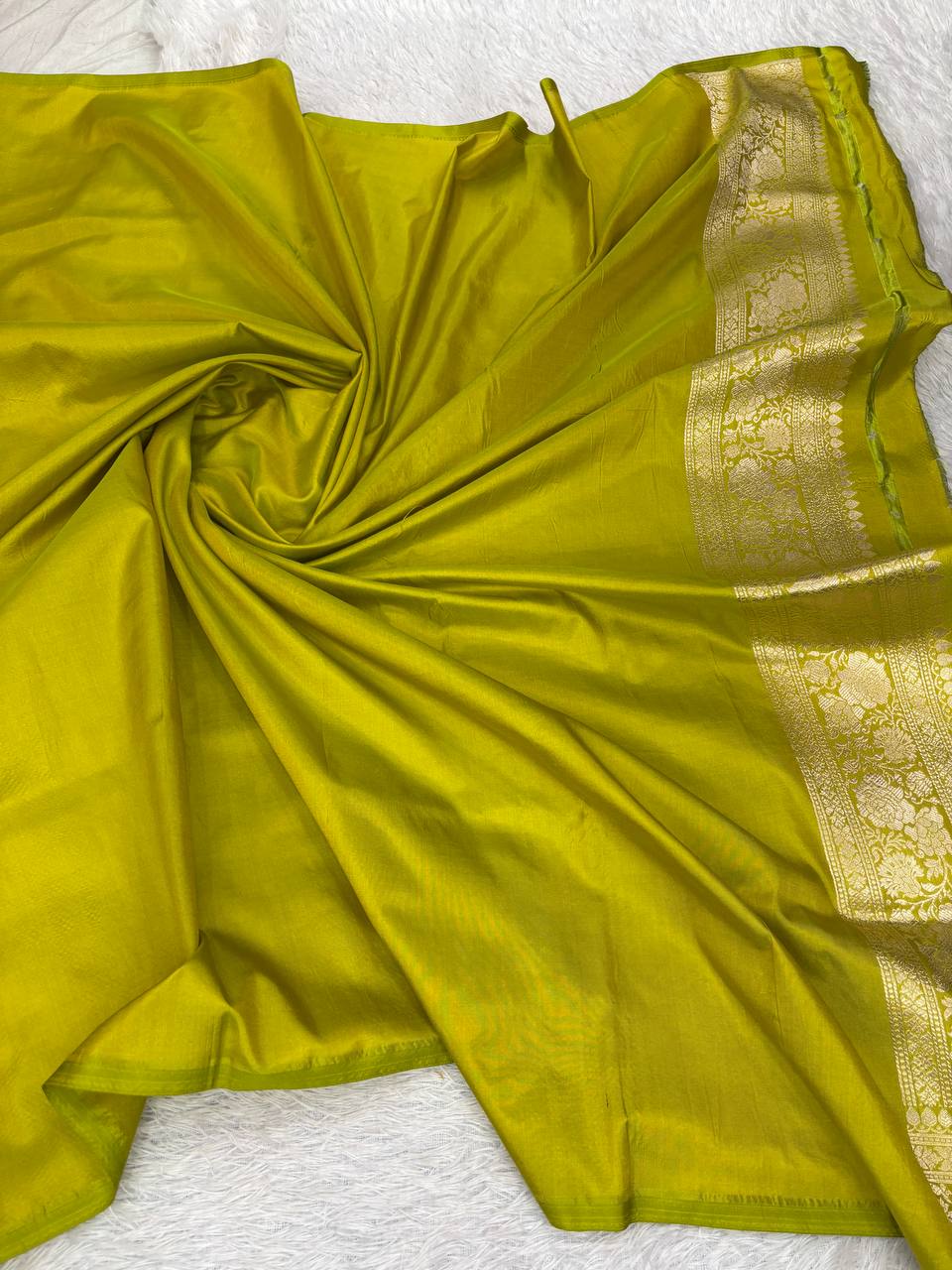 Olive Green Katan Silk Banarasi Jungla Saree with Antique Gold Zari Cutwork and Ornate Pallu