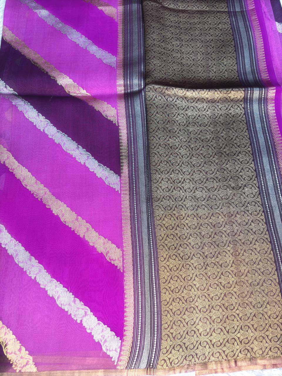 Royal Magenta and Orchid Rungkat Banarasi Kora Organza Saree with Kadhua Sona-Rupa Scalloped Vines