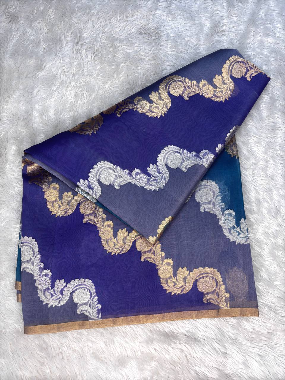 Indigo and Peacock Blue Rungkat Banarasi Kora Organza Saree with Kadhua Sona-Rupa Scalloped Meenakari Bel