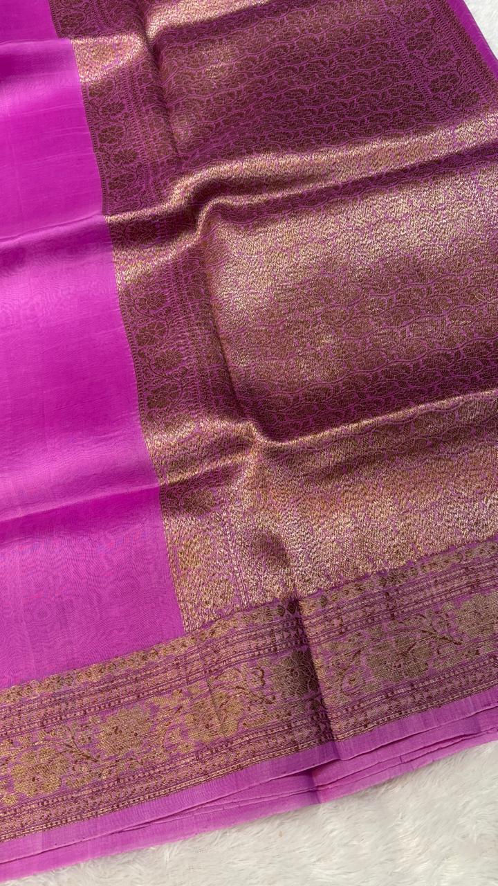 Elegant Rani Pink Banarasi Kora Antique Kadhua Saree with Antique Gold Zari Border