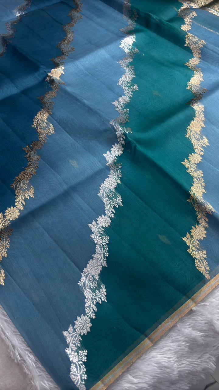 Oceanic Teal & Sea Green Half-and-Half Banarasi Kora Rangkaat Kadhua Saree