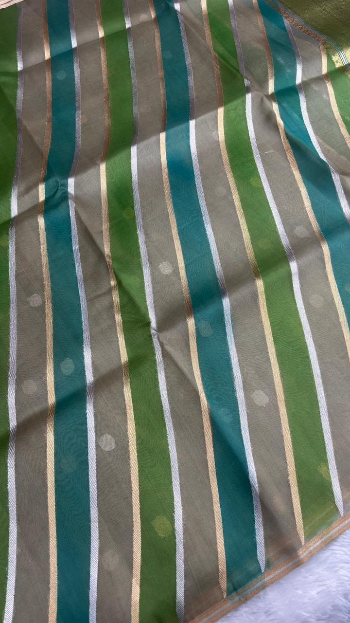 Contemporary Emerald & Sea Green Half-and-Half Banarasi Kora Rangkaat Kadhua Saree