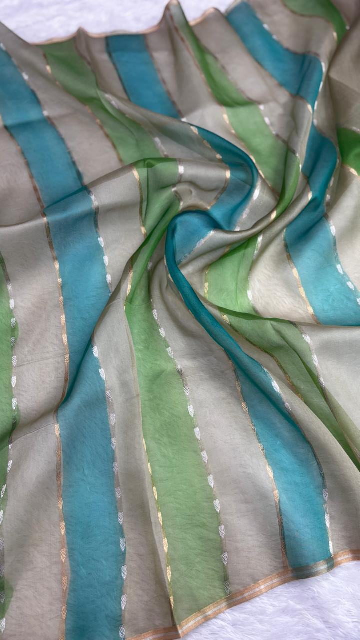 Contemporary Emerald & Sea Green Half-and-Half Banarasi Kora Rangkaat Kadhua Saree