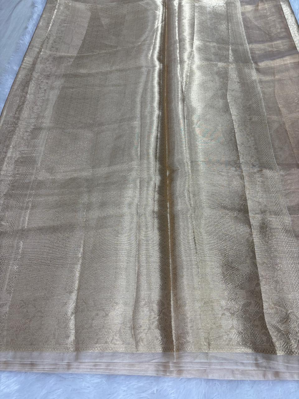ಮಿಡಾಸ್ ಟಚ್: ಶುದ್ಧ ಚಿನ್ನದ ಬನಾರಸಿ ಟಿಶ್ಯೂ ರೇಷ್ಮೆ ಸೀರೆ