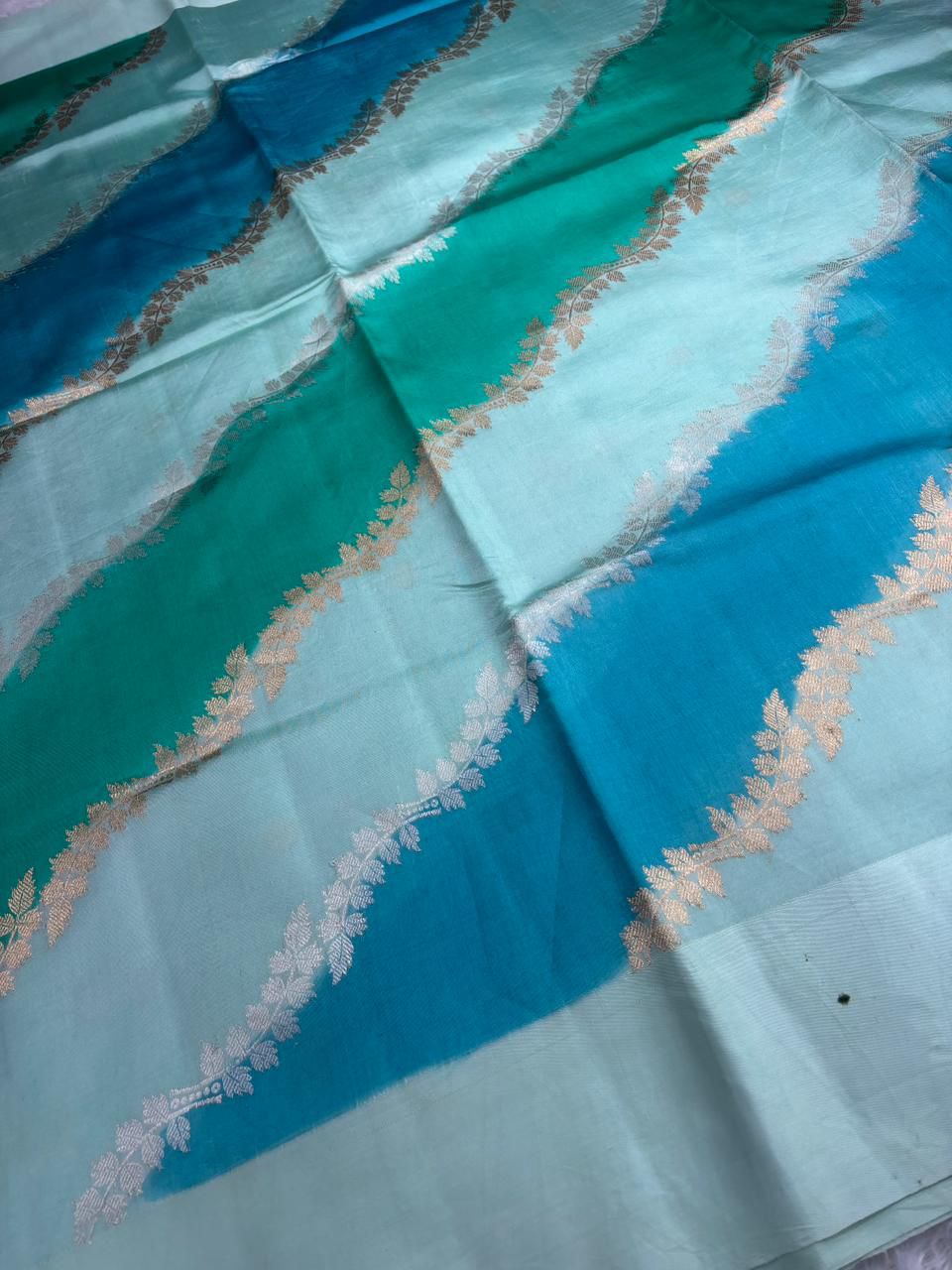 The Azure Rungkaat: Aqua & Teal Katan Silk Handloom Saree