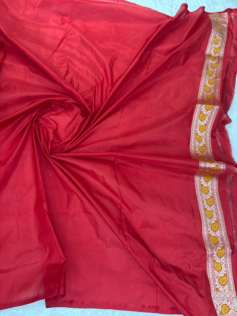 Artistic Scalloped Rangkaat Pure Katan Silk Handloom Saree in Teal, Maroon & Taupe