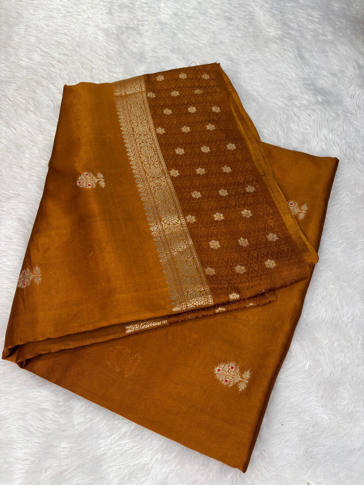 The Cinnamon Glow – Premium Lightweight Katan Silk with Cutwork Zari