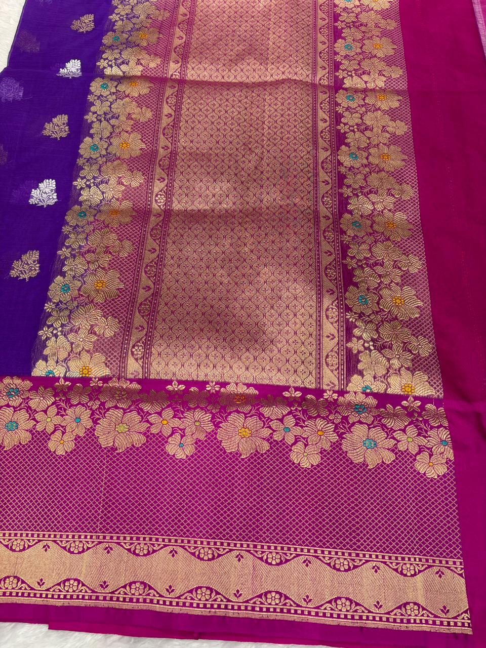 The Regal Symphony: Deep Violet & Fuchsia Pink Kora Kadhua Handloom Banarasi Saree
