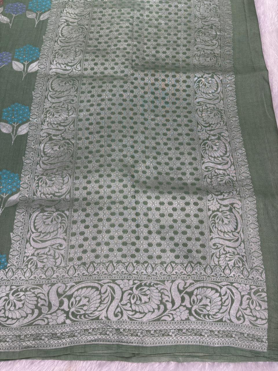 Sophisticated Beige Tussar Georgette Banarasi Saree