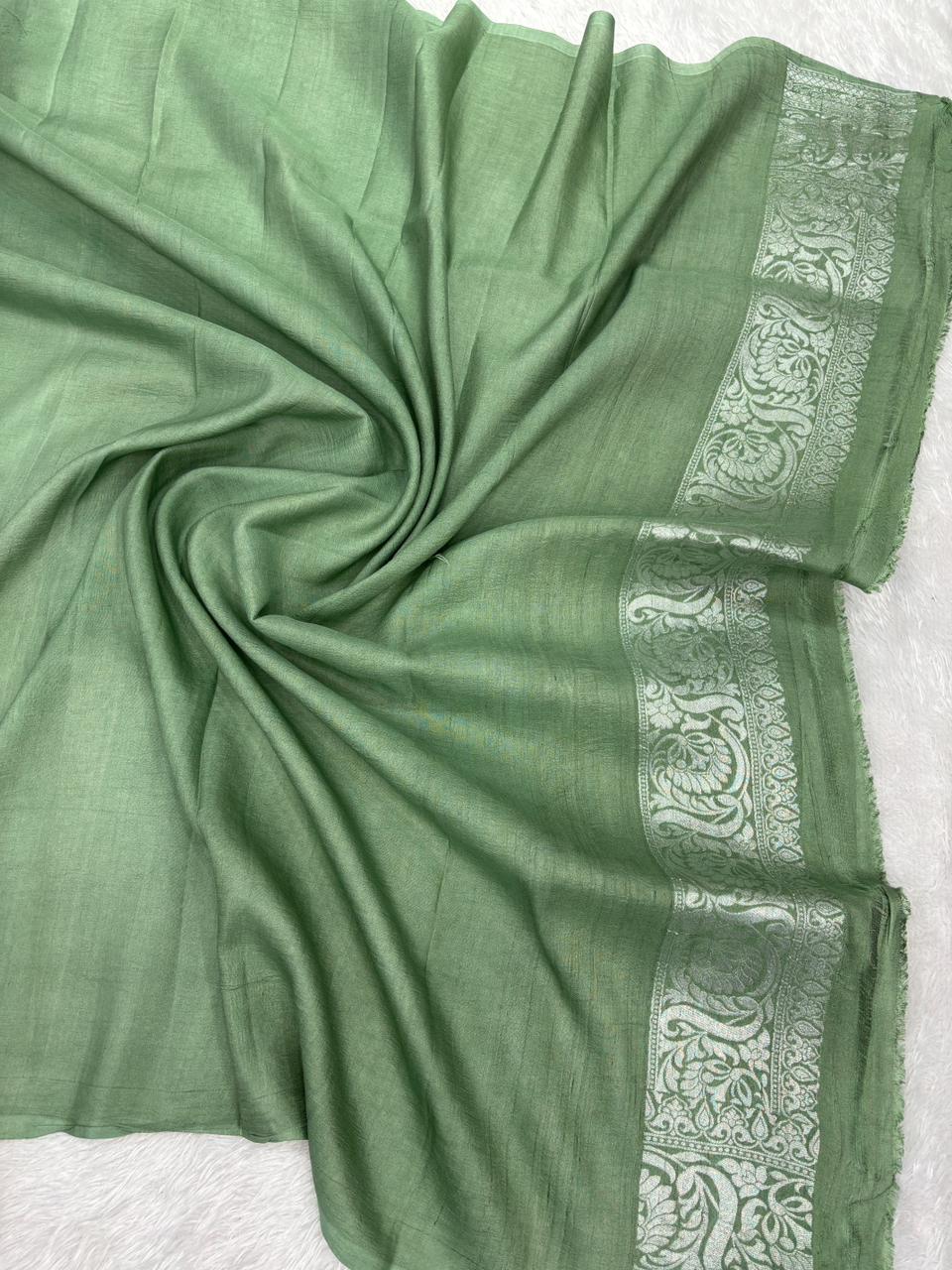 Sophisticated Beige Tussar Georgette Banarasi Saree