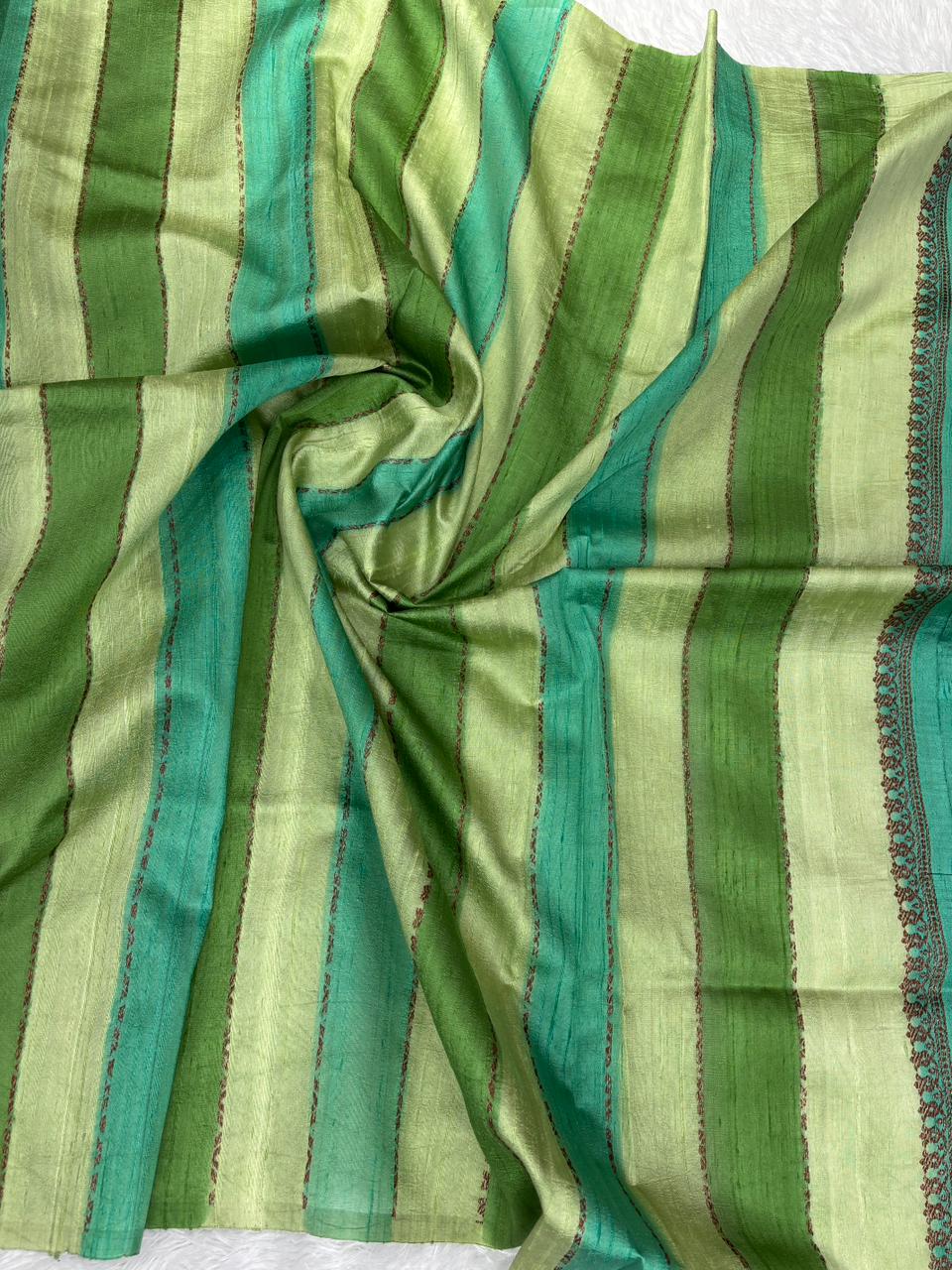 Verdant Dual-Tone Green Rungkaat Raw Silk Tussar Handloom Saree