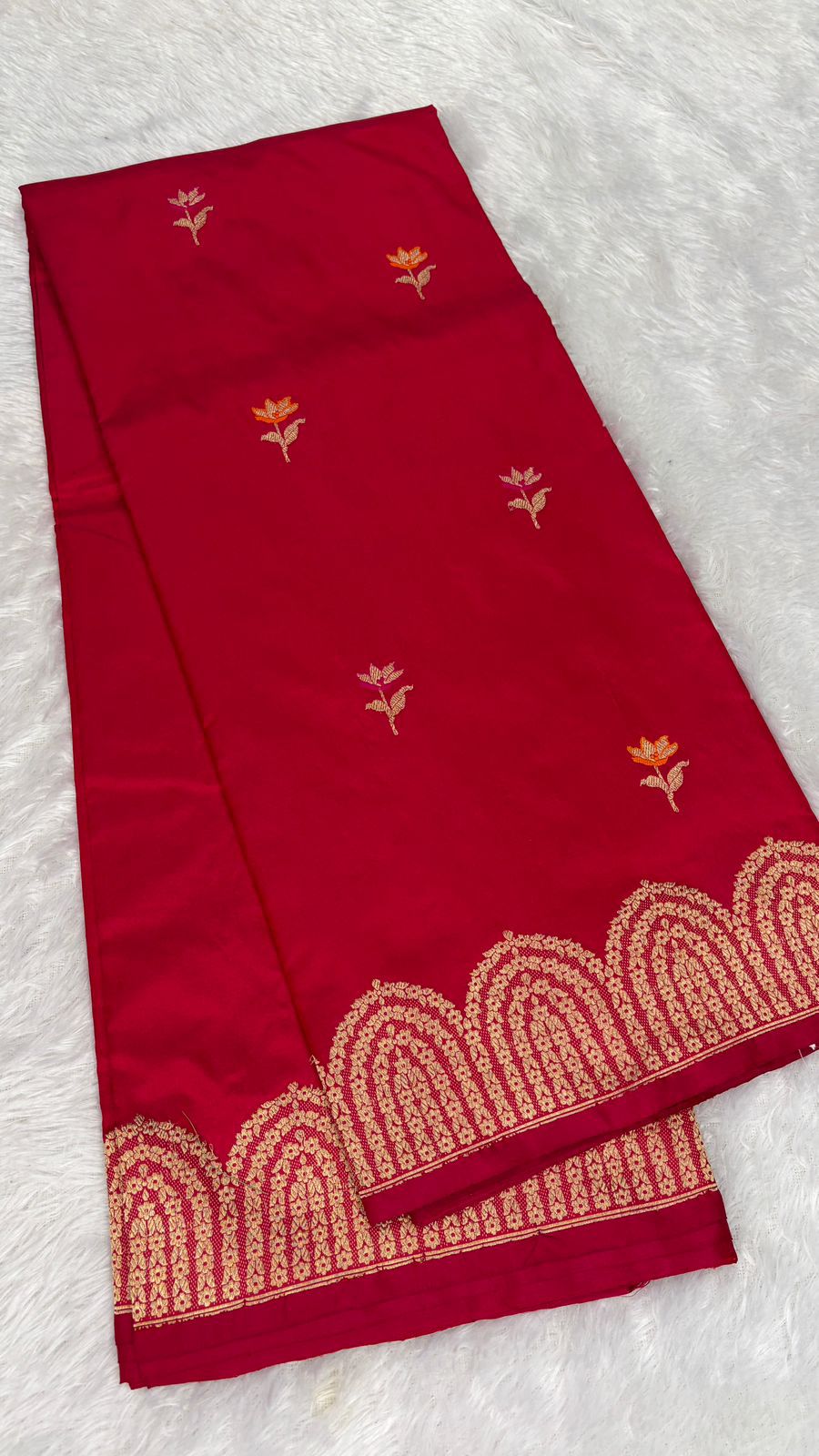 Vibrant Parrot Green & Teal Blue Katan Kadhua Designer Silk Banarasi Saree with Geometric Chevron Pallu