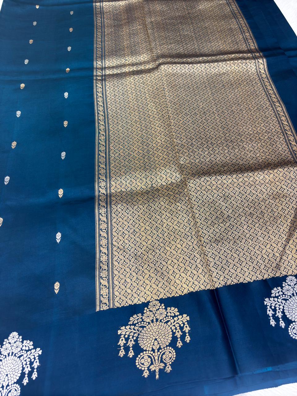 Royal Deep Teal Blue Pure Katan Light weight Kadhua Handloom Banarasi Saree with Intricate Kadhua Zari Work