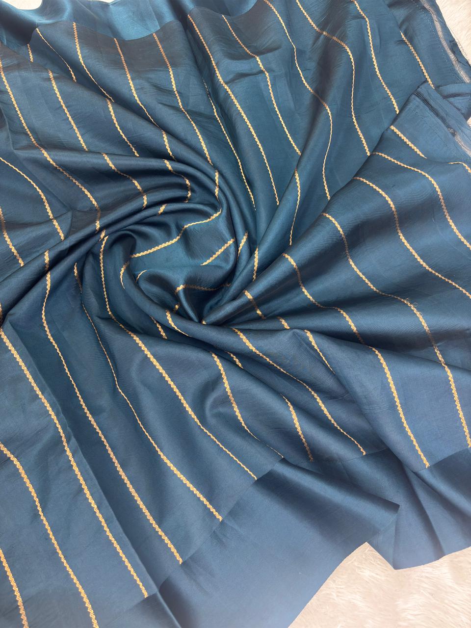 Royal Deep Teal Blue Pure Katan Light weight Kadhua Handloom Banarasi Saree with Intricate Kadhua Zari Work