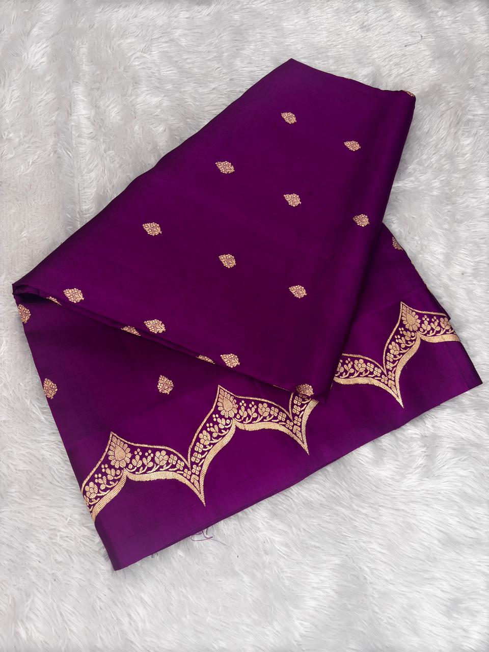 Regal Magenta Pure Katan Light weight Kadhua  Handloom Banarasi Saree with Kadhua Scalloped Border