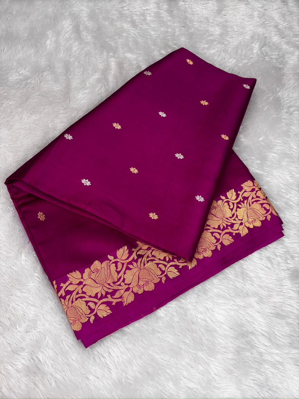 Vivacious Magenta Pink Pure Katan Light Weight Kadhua  Handloom Banarasi Saree with Floral Kadhua Border