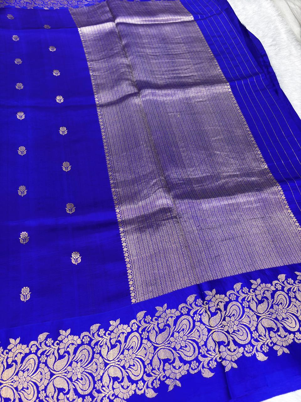 Majestic Royal Blue Pure Katan Light Weight Kadhua Handloom Banarasi Saree with Paisley Border