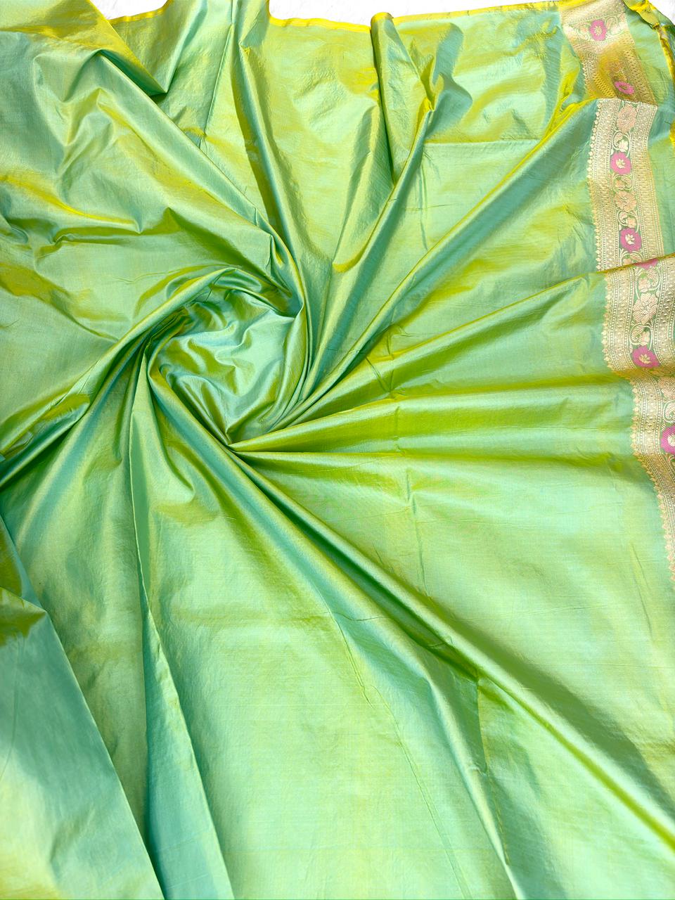 Sage Meadow Green Pure Katan Silk Jungla Meenakari Cutwork Handloom Banarasi Saree Jungla Meenakari Cutwork
