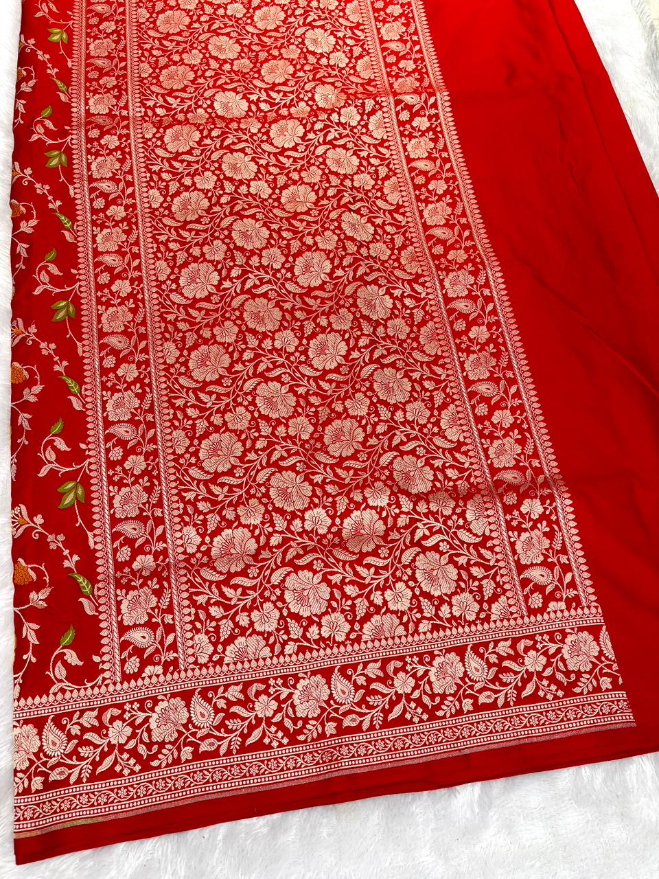 Royal Bridal Red Mashru Silk Banarasi Saree with Meenakari Floral Jaal