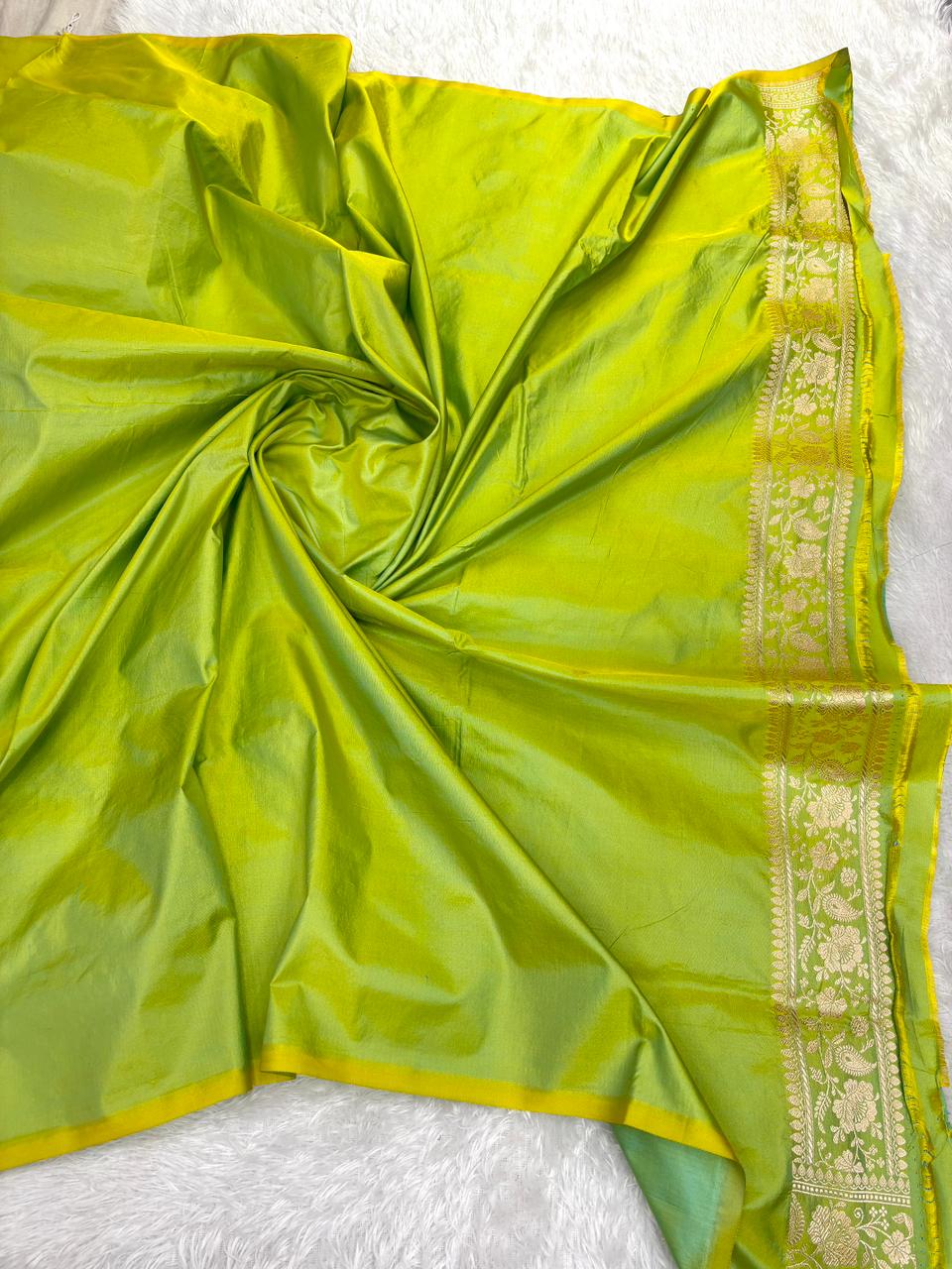 Vibrant Parakeet Green Mashru Silk Banarasi Saree with Meenakari Floral Jaal