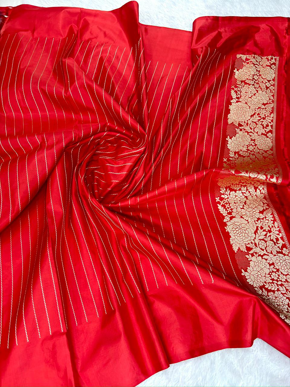 Rich Forest Green Pure Katan Silk Handloom Kadhua Banarasi Saree with Meenakari Floral Artistry