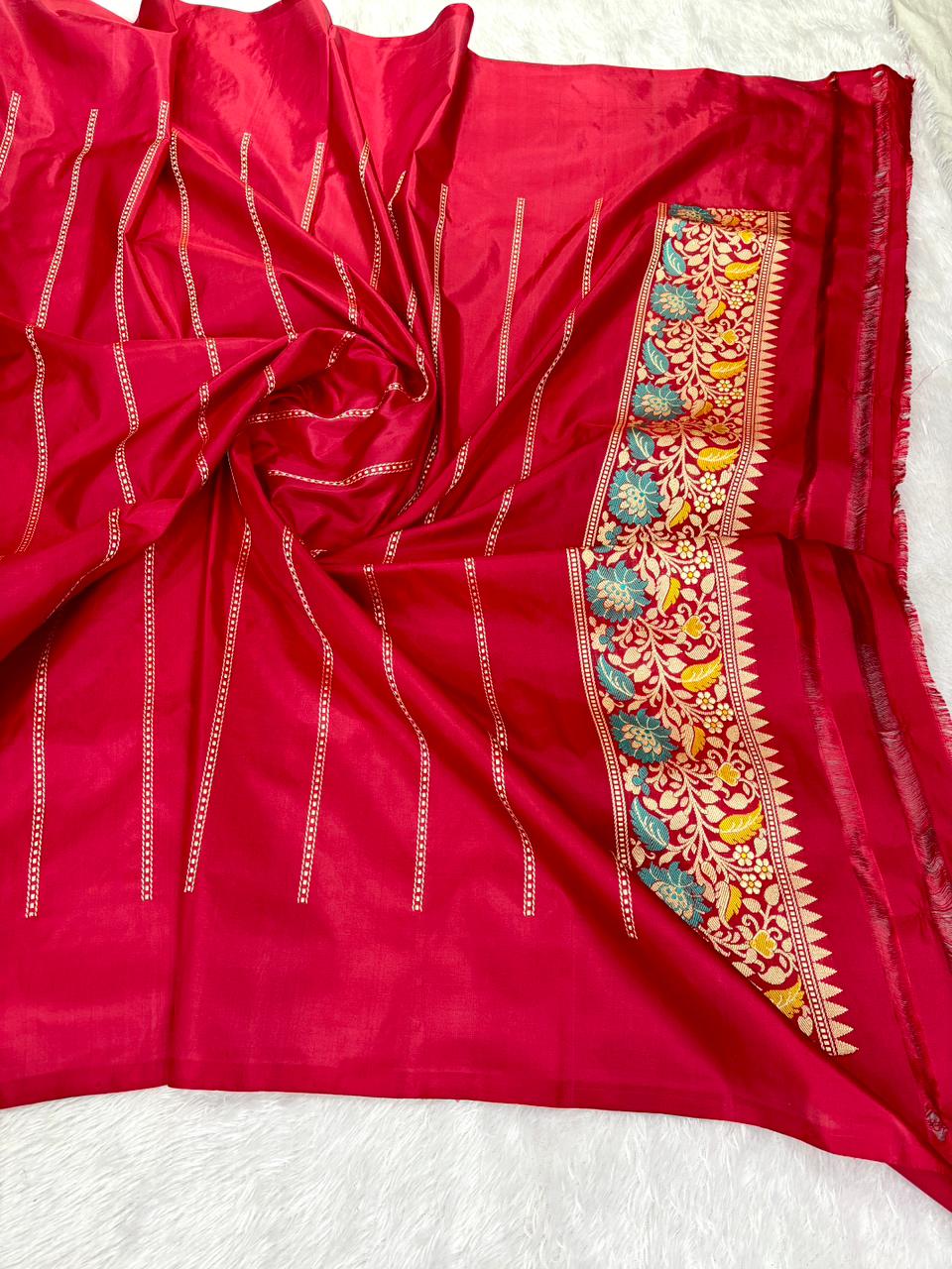 Crimson Red: Meenakari Handloom Banarasi Silk Saree with Antique Zari Bel-Booti & Floral Paithani-Style Border