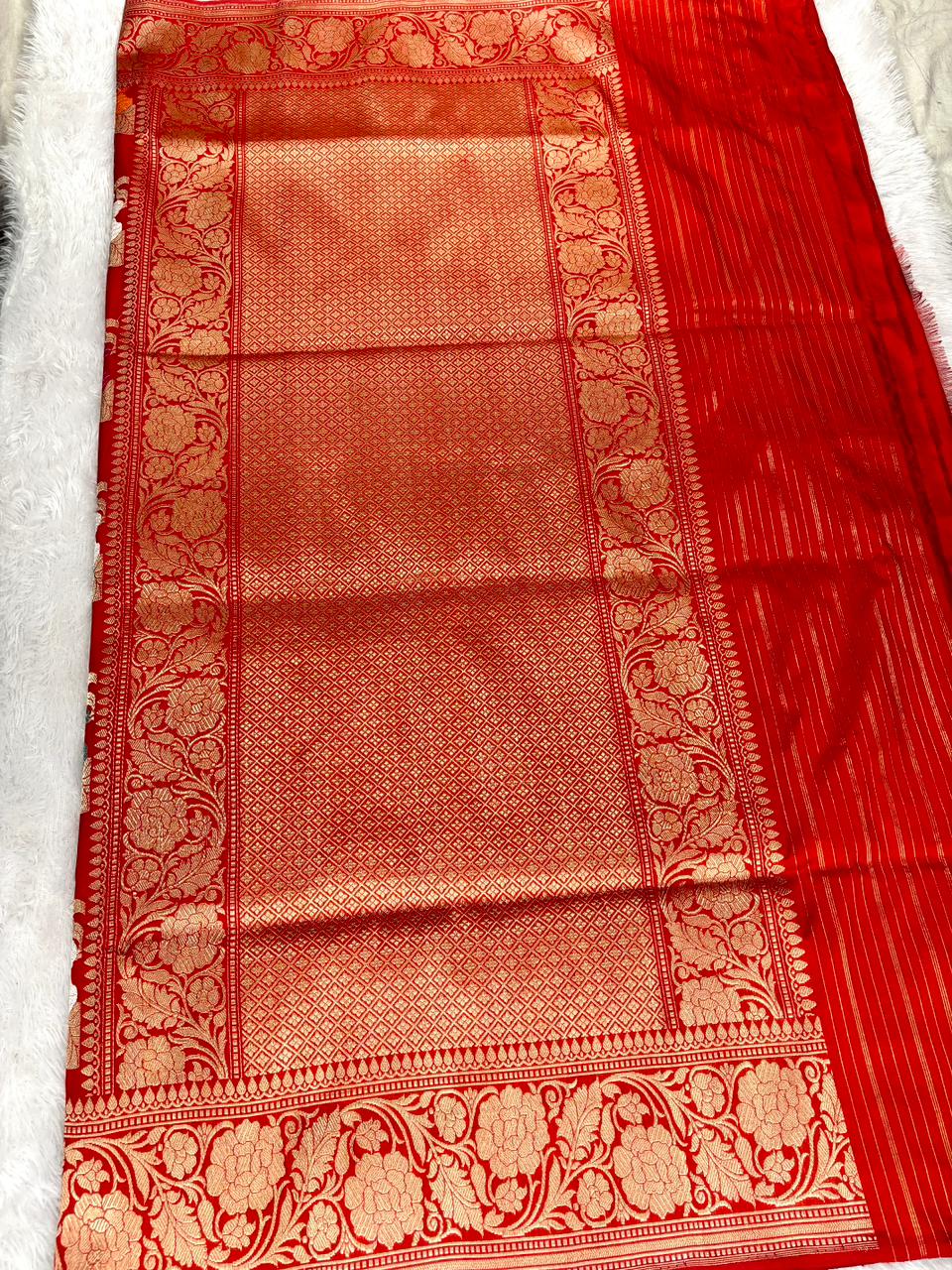 Scarlet Red Premium Katan Silk Saree | Handloom Kadhwa Heavy Floral Jungla with Pastel Meenakari