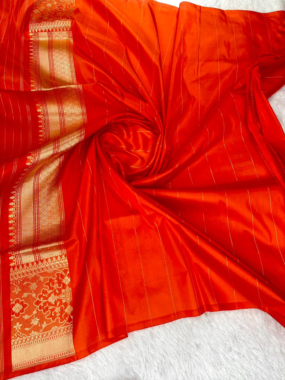 Imperial Vermilion MeenakariPremium Kadhua Jungla: Pure Katan Silk Handloom Banarasi Saree
