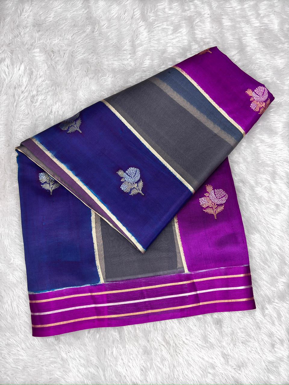 Midnight Majesty: Handloom Banarasi Kora Silk Rungkaat Saree with Kadhua Floral Butis