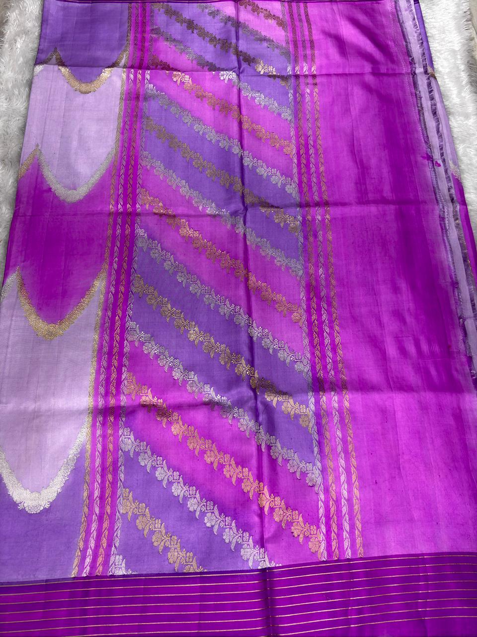 Pure Katan Silk Lightweight Kadhua Rungkaat Saree with Dual-Tone Zari Work