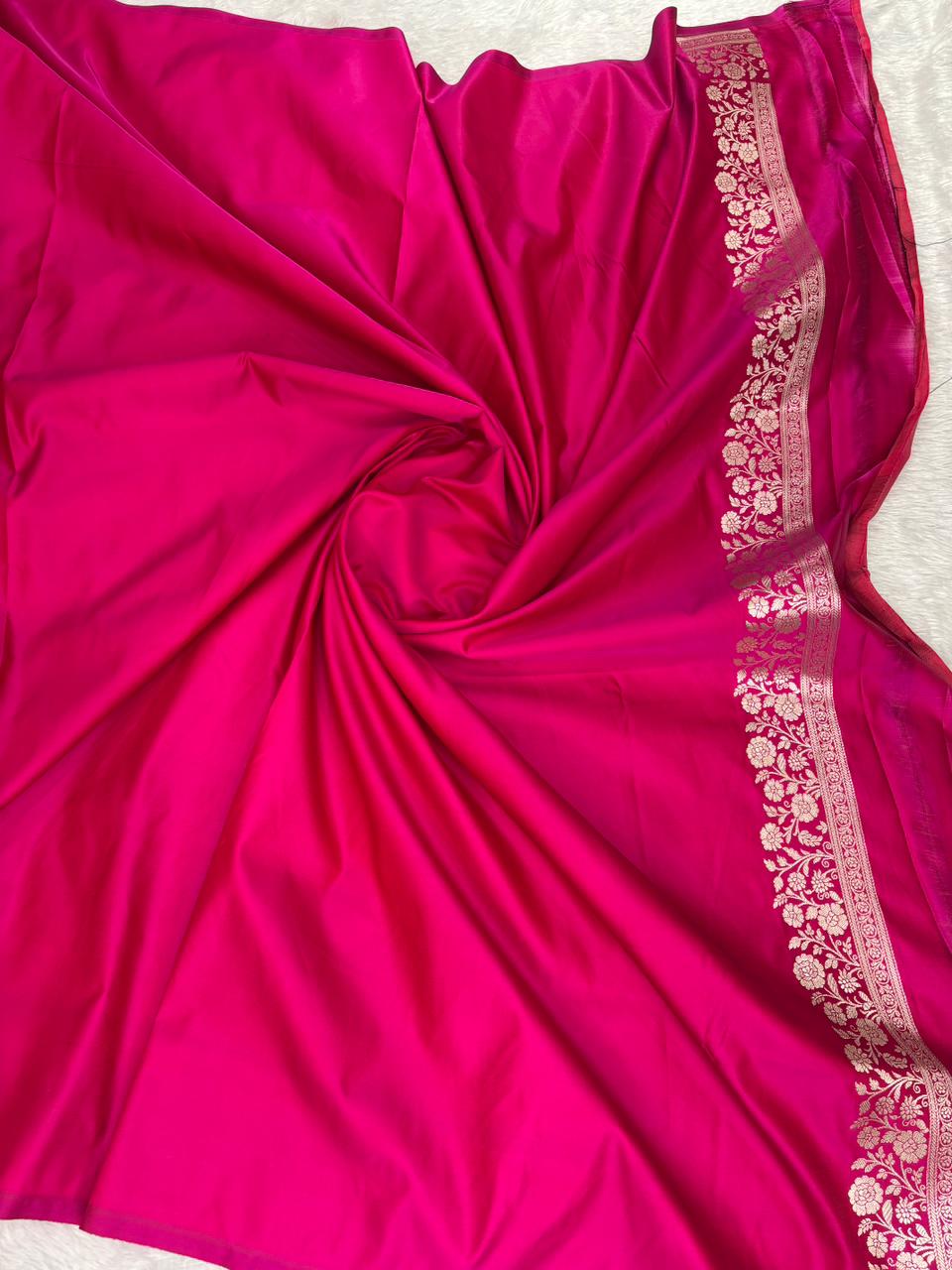 Royal Fuchsia Pink Mashru Katan Silk Powerloom Saree with Antique Zari Floral Border & Paisley Pallu