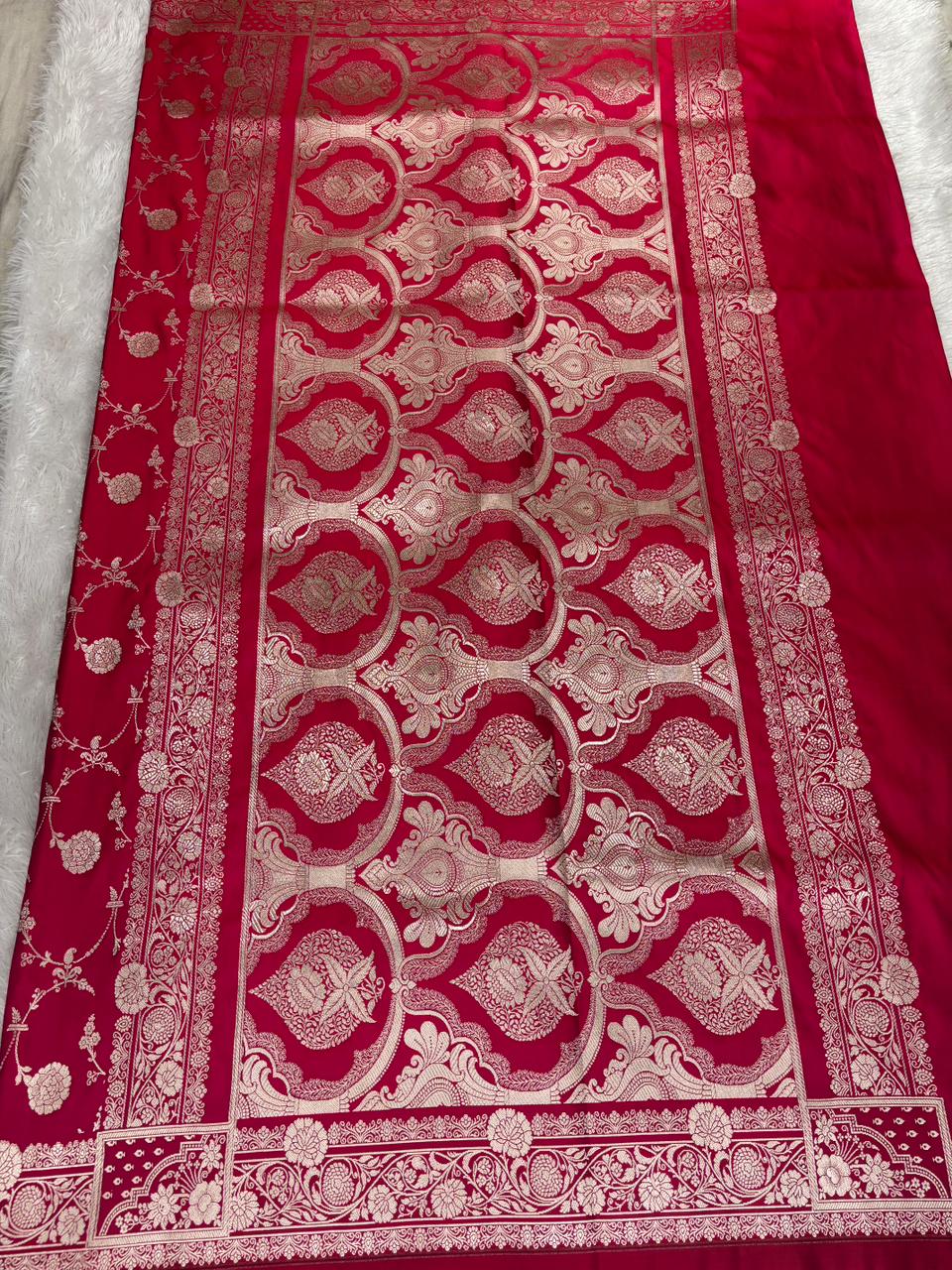 Rani Red Mashru Katan Silk Powerloom Saree with Floral Zari Jaal & Grand Banarasi Pallu