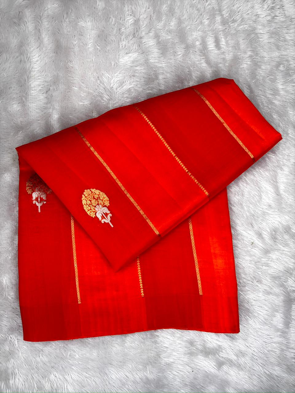 Rasika Red Kora Designer Kadhua Handloom Saree with Antique Gold Zari Pallu