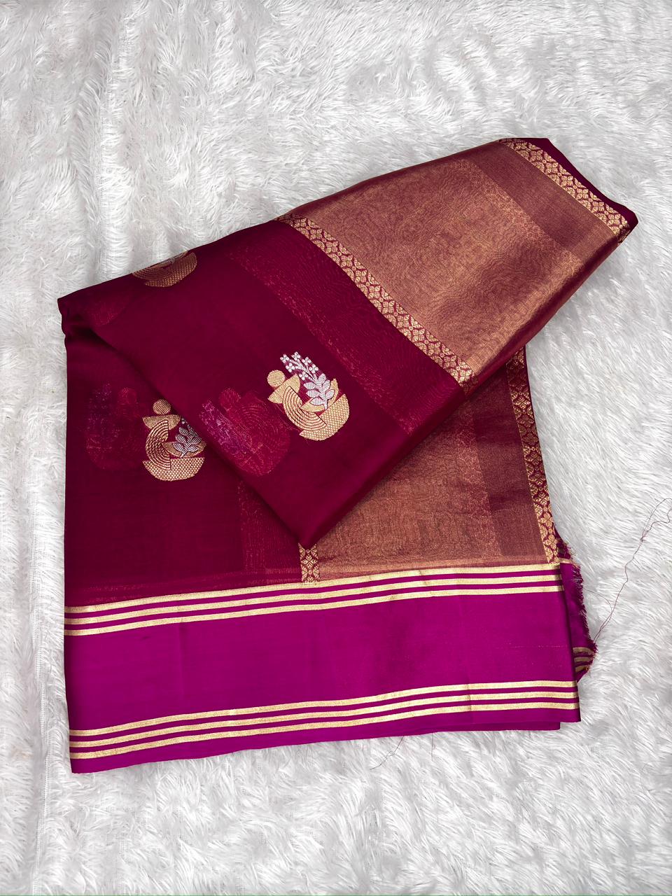 Wine Magenta Kora Designer Kadhua Handloom Saree with Gold Zari Buta & Floral Pallu